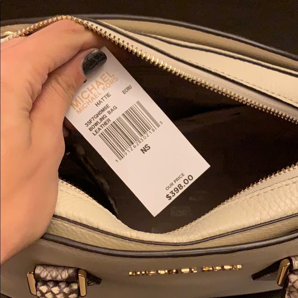 Michael Kors Purse - Picture 3 of 6